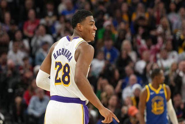 九游官方网站-利物浦观众热烈欢呼！，JackeyLove迎来十二赛季出色发挥引发球迷热议-九游官方网站