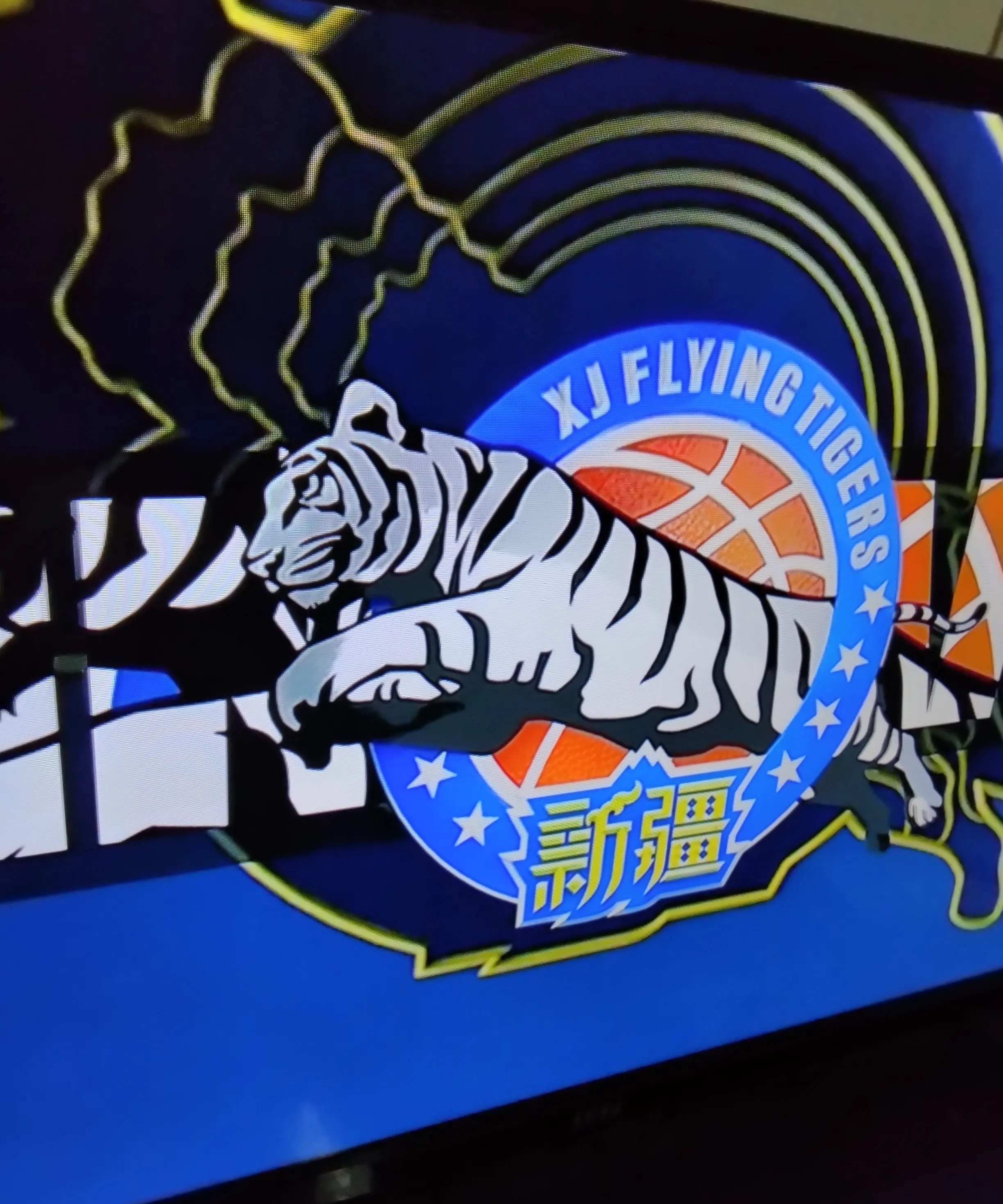 九游-新疆广汇训练开放日，赛后止住颓势引欢呼，足总杯在即，球队文化再被提及-九游